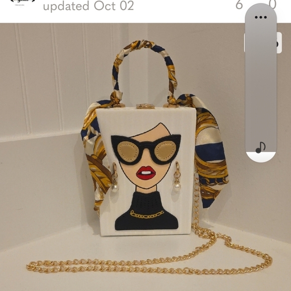Handbags - Chic White and Gold Handbag with Fashion Illustration